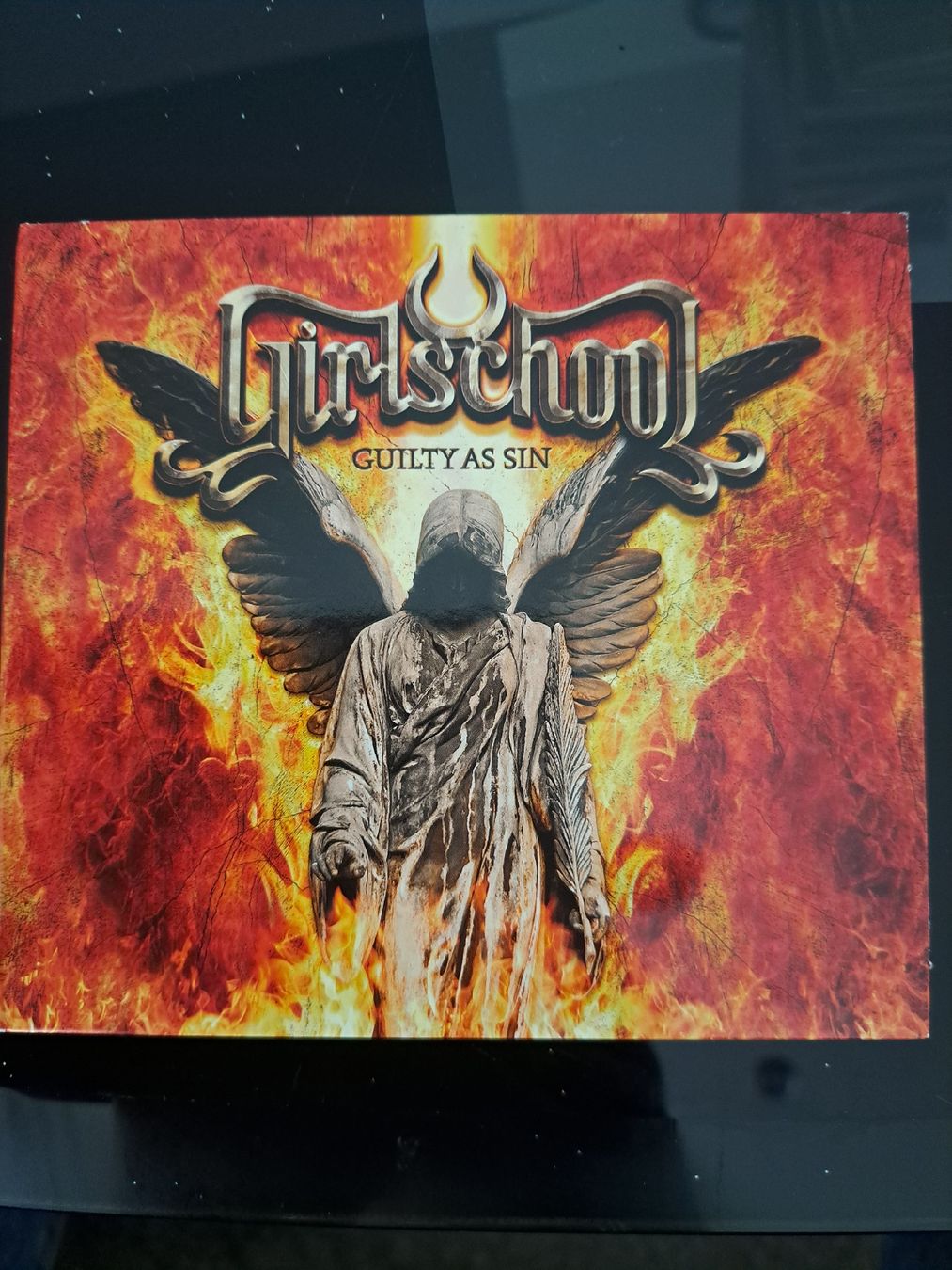 CD: Girlschool - Guilty As Sin  – Nuovo (secondo la descrizione) da Schüpfen venduto da Sonata85