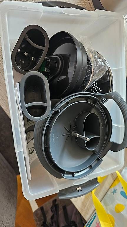 Thermomix Küchengeräte: 6in1 Reibe TM6 – Gebraucht aus Lengnau AG von AnkSt