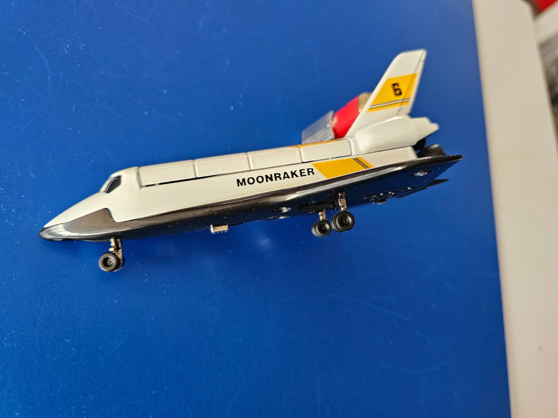 Corgi Toys Modellautos: CORGI TOYS SPACE SHUTTLE MOONRAKER – Gebraucht aus Ermatingen von Monaco1215 1