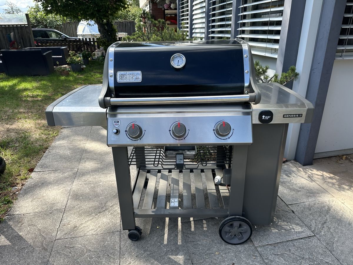 Grils: Weber Grill Genesis 2 – D'occasion à Mönchaltorf par Mlansky