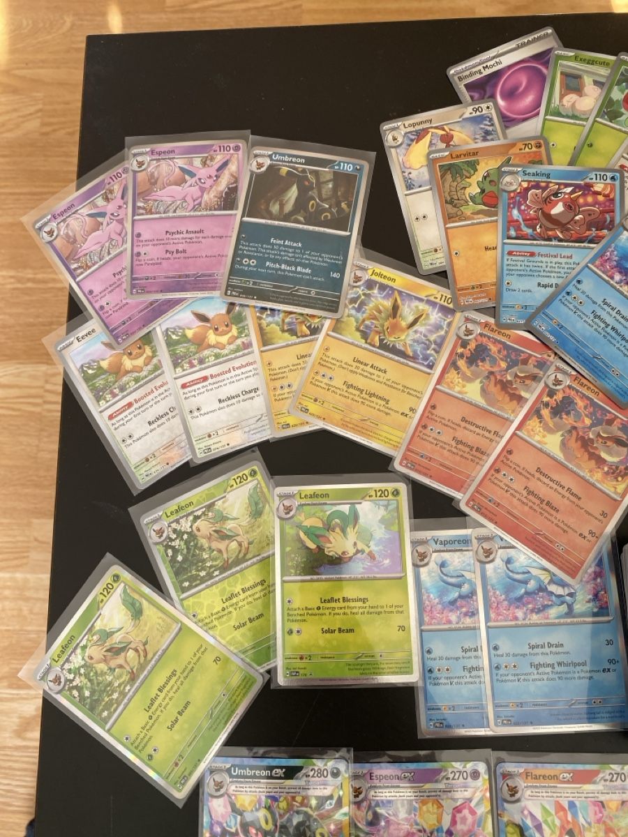 Pokémon Carte collezionabili: Mega Pokemon Sammlung Prismatic Evolutions ENGLISH – Nuovo (secondo la descrizione) da Ettingen venduto da RobiMM 2