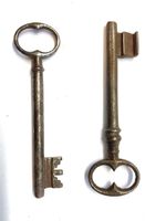 2 alte Schlüssel Eisen