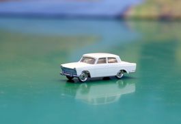 Lego Modellauto Fiat 1800, ca. 1/87