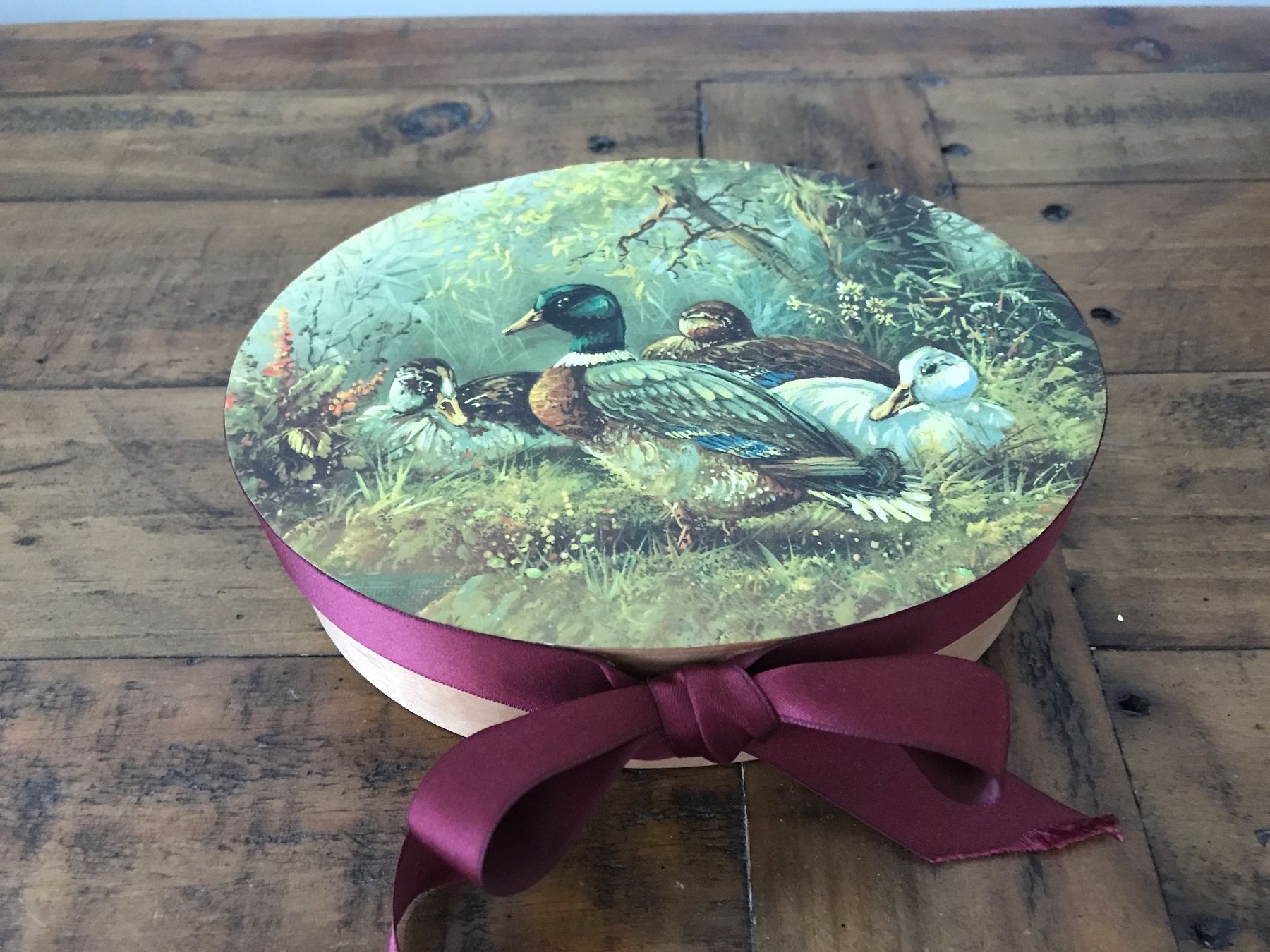 Tutte le decorazioni: Spanholzschachtel Enten – Usato da Rapperswil SG venduto da cosiba01