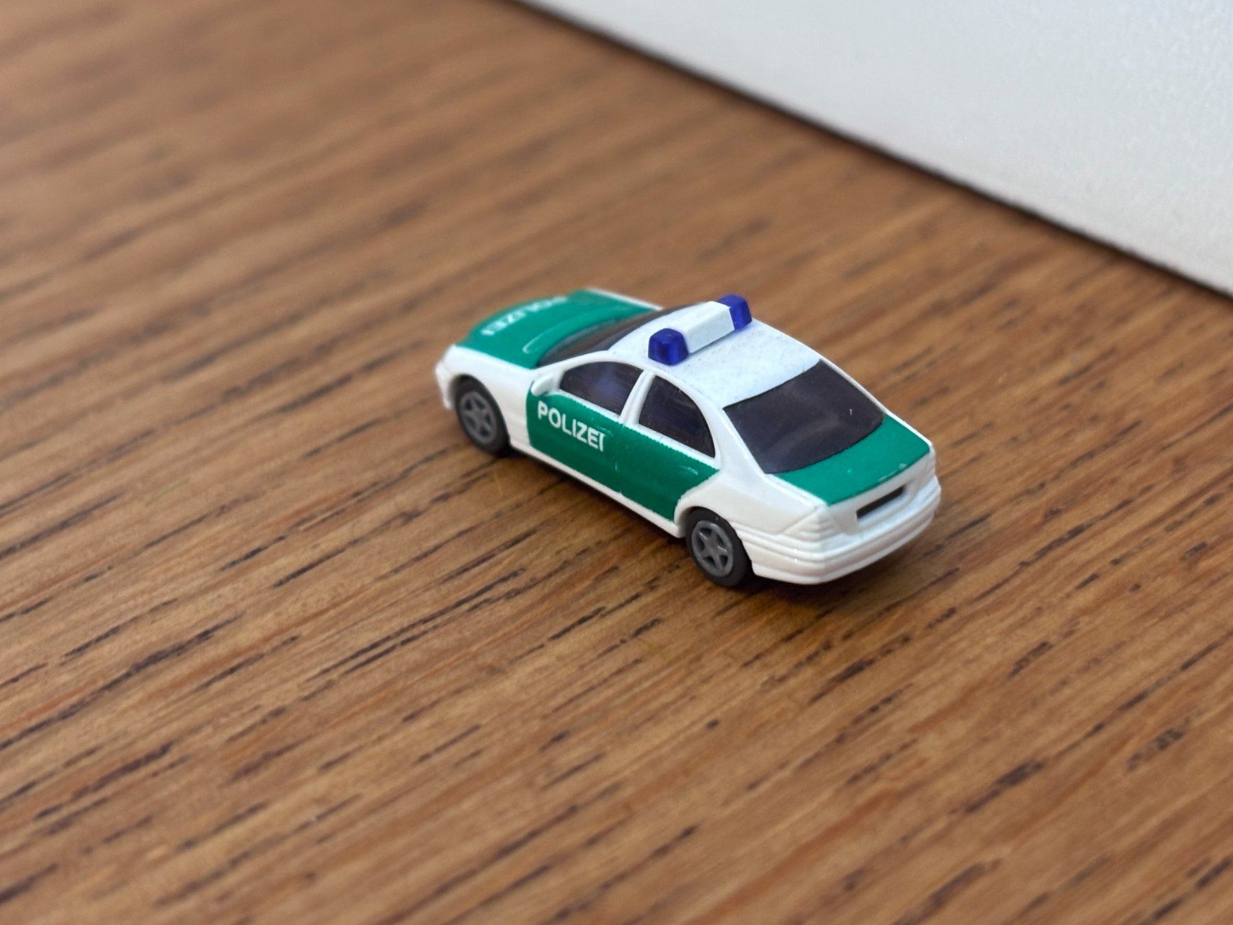 Modellini di ferrovie: M0882: Polizei (Spur N) – Usato da Birsfelden venduto da Birs_25 2