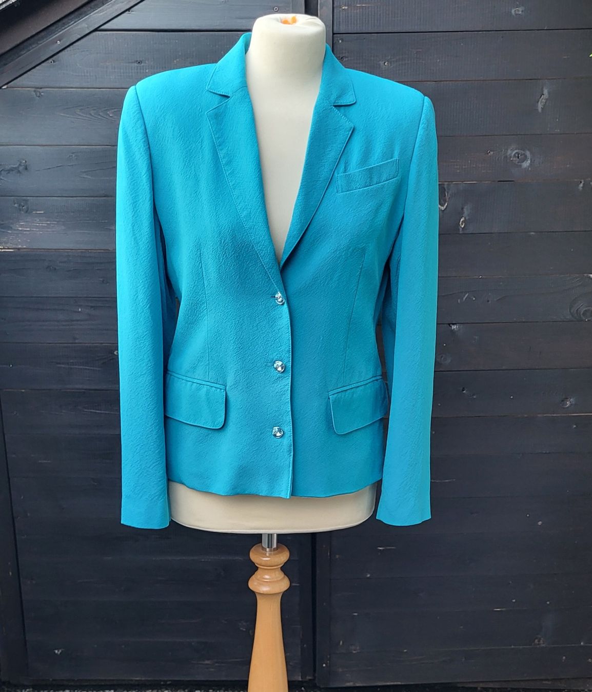 Anzüge & Kostüme: Costume en soie  – Neu (gemäss Beschreibung) aus Fribourg von VictoriaShop7 1