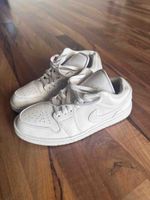 Nike Sneaker weiss Grösse 40 Zustand akzeptabel
