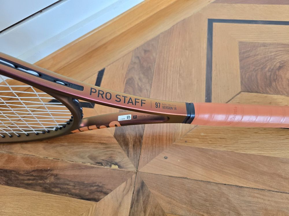 Raquette De Tennis Wilson PRO STAFF LIMITED - Manche 4 1/4 (G2), 341g, Rare Occasion