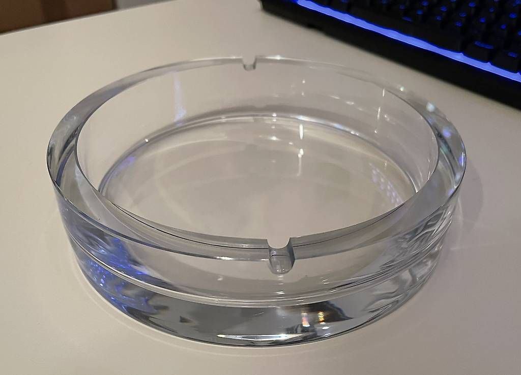 Portacenere: Schöner grosser Glas-Aschenbecher – Nuovo (secondo la descrizione) da Zürich venduto da tedmaster 3