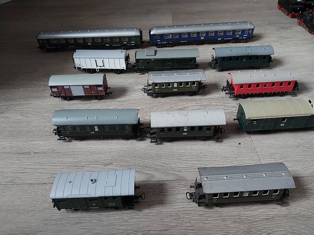 Modellini di ferrovie: Materiel Marklin HO – Usato da La Chaux-de-Fonds venduto da daniele035 1