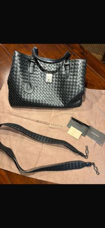 Full Set Bottega Venetta Roma Tasche mit geflochtenem Gurt