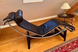 Original Cassina LC4 Le Corbusier Liege – Schwarz – wie neu