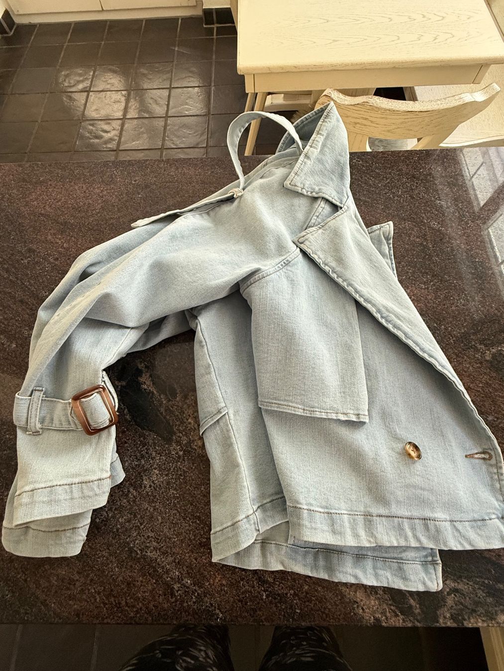 Giacche: Jeansjacke hellblau Grösse S neuwertig – Usato da steinen venduto da Nayabloom84 3