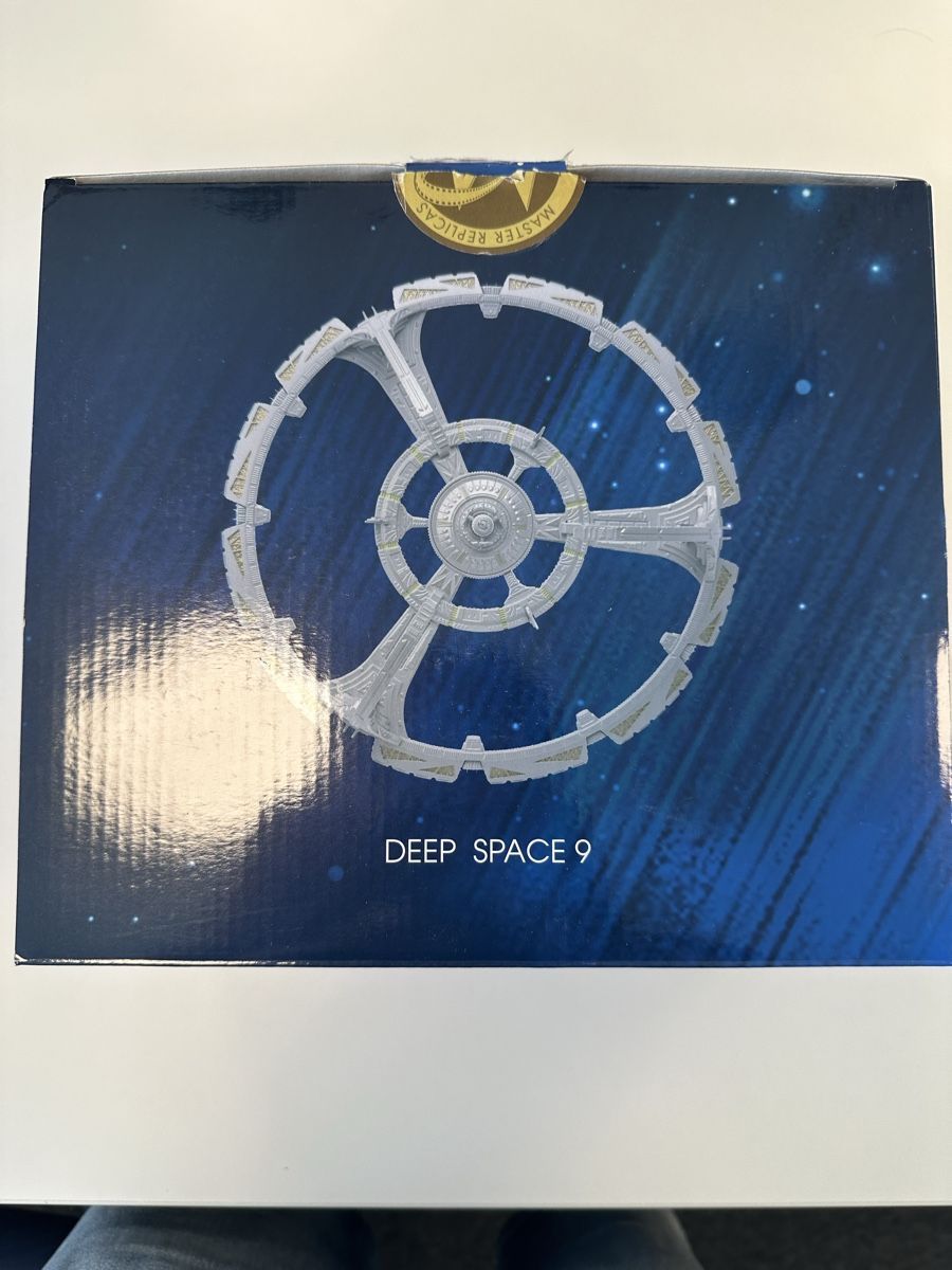 Modellbausätze & Standmodelle: Star Trek: Deep Space 9 XL – Gebraucht aus Affoltern am Albis von SebSell