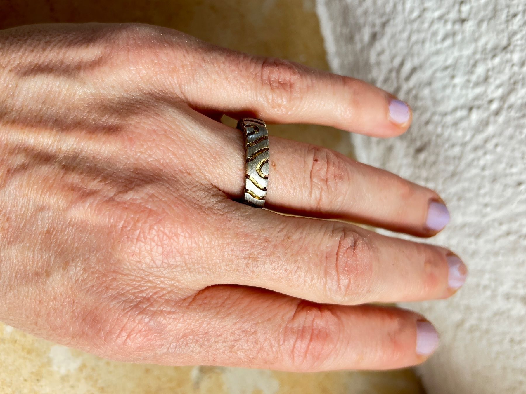 Anelli: Ring mit Sternenmuster STARS (Grösse 56) – Usato da Laufen venduto da Bellavitaboom 9