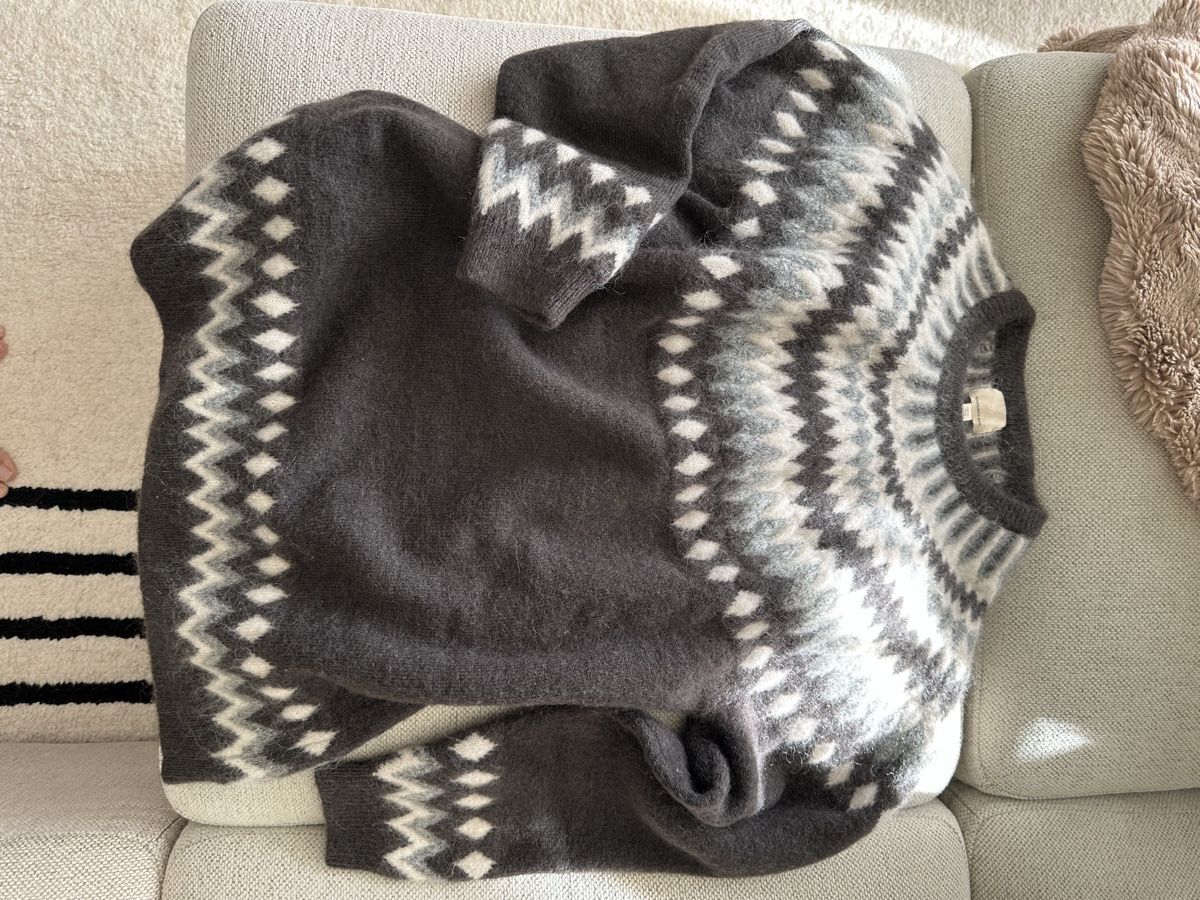 Pullover & Sweatshirts: Warm sweater – Gebraucht aus Adliswil von Maro_7 2