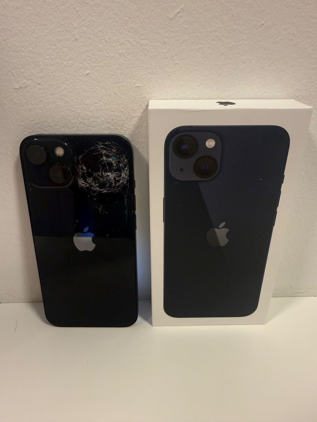 Apple Telefoni cellulari / Smartphones: IPhone 13 128GB Schwarz Defekt – Usato da Spiegel b. Bern venduto da OccasionElektronik 1