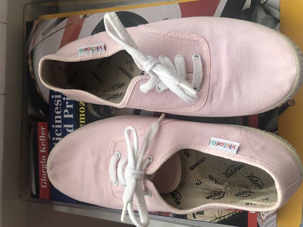 Scarpe da donna: Scarpe victoria 36 – Usato da Balerna venduto da lis_qx6r