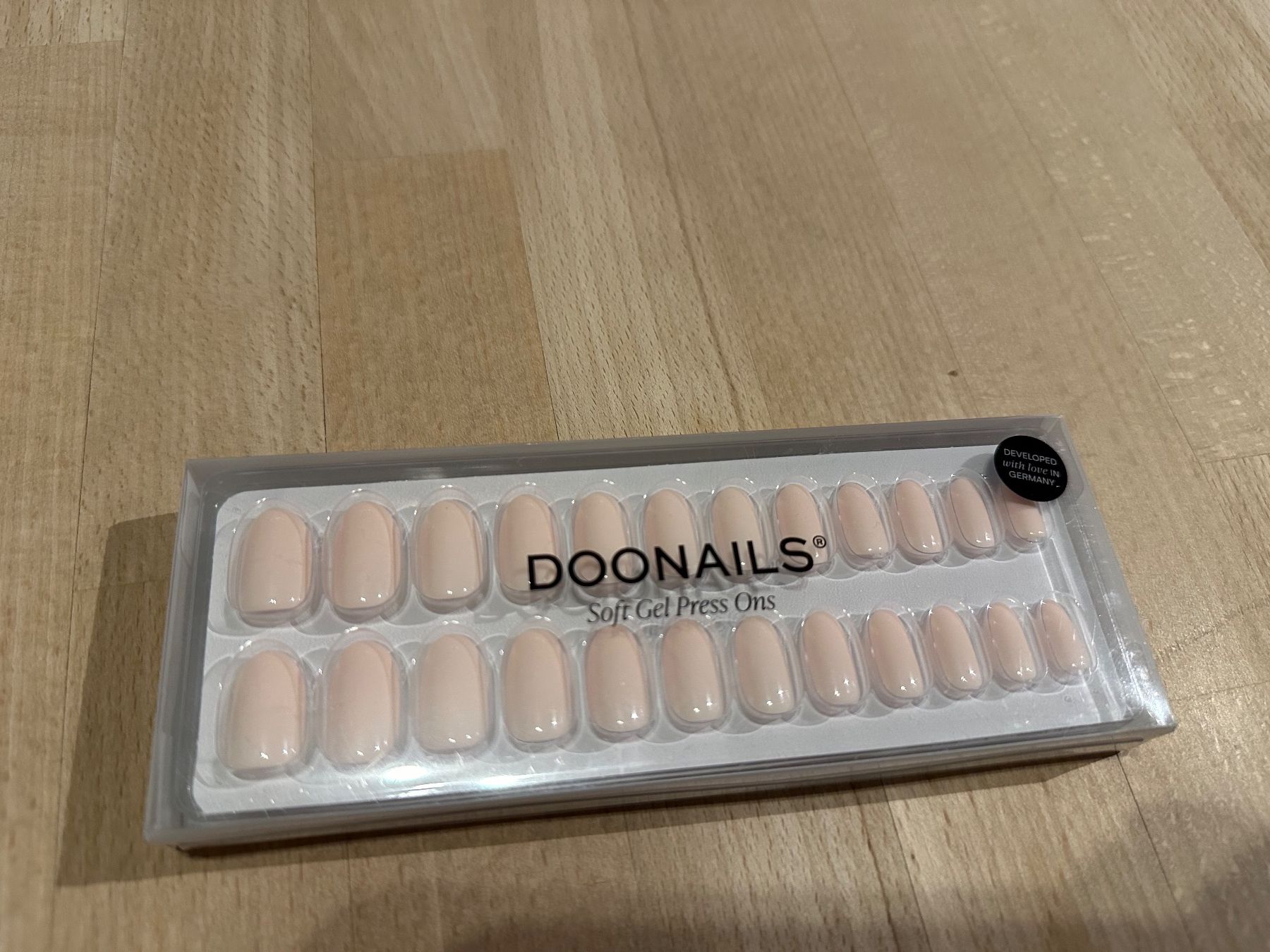 Unghie finte: DOONAILS Soft Gel Press Ons - Cheesecake Medium Round – Nuovo e nell'imballaggio originale da Uetendorf venduto da Taebilein