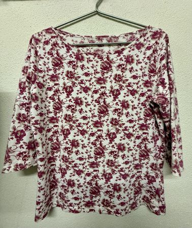 Damen Langarmshirt, Blumenmuster Rot Weiss Grösse L