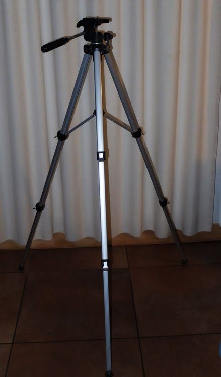 Treppiedi & Teste: Fotostativ – Usato da Wangs venduto da Rumauch 8