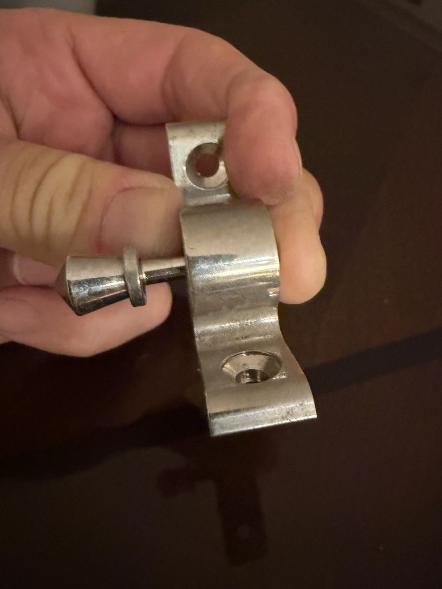 Tutti gli attrezzi: 1 Treppenteppich Stange und 2 Halter, mehrere verfügbar – Usato da Zürich venduto da joyfulgrace 3