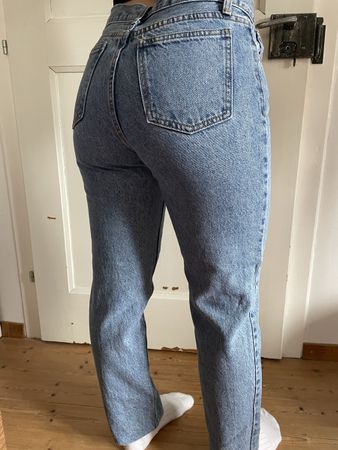 Jean Mom taille M haute bleu clair