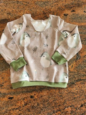 Baby Pulli mit Vogelmotiv in olivgrün Gr. 74, Handmade, neu
