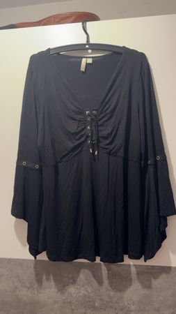 schwarzes elegantes Oberteil Gr. 48