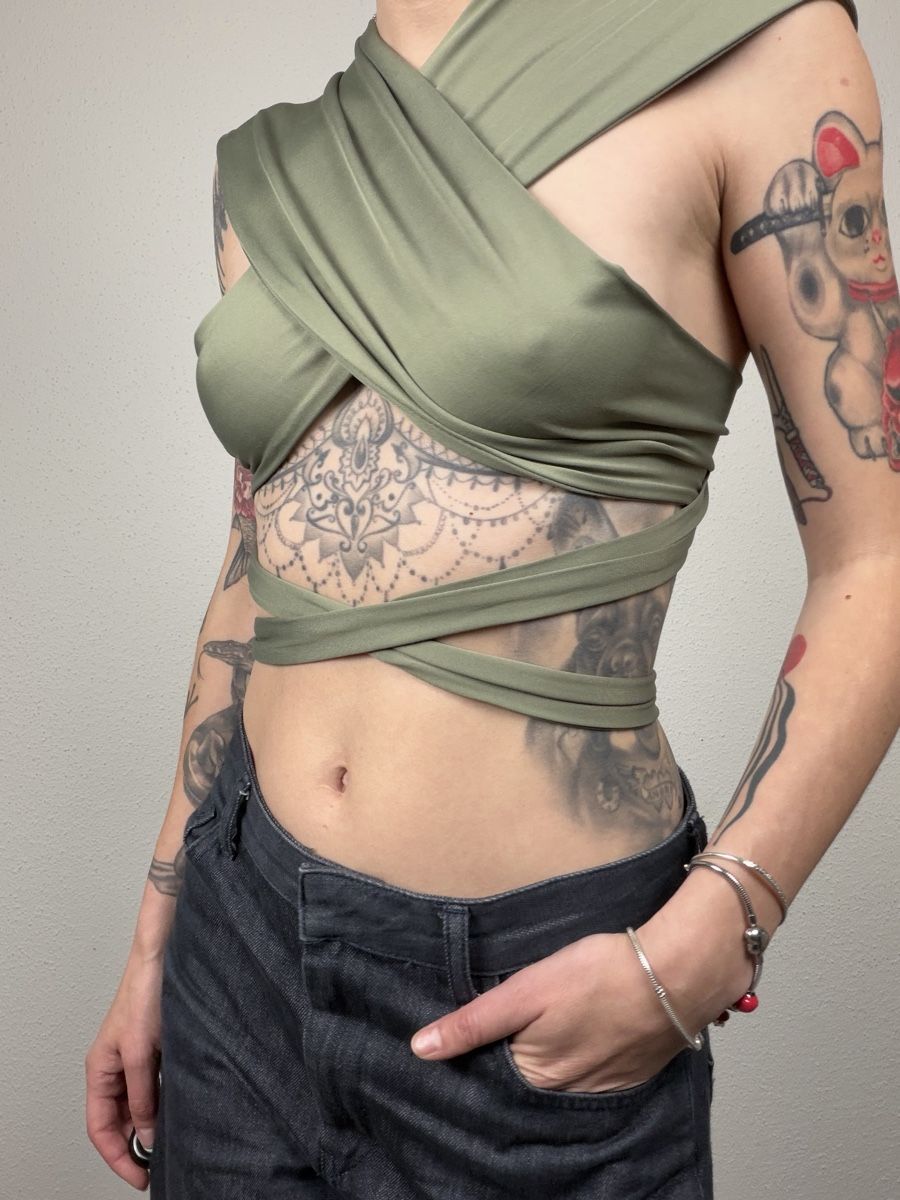 Tops: Olive tie wrap transformer  top – D'occasion à Knonau par Grapesvintage 3