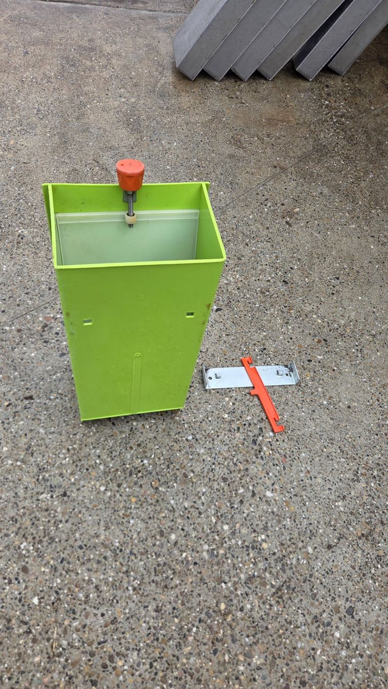 Mangimi: Futterautomat RESAG – Usato da Kirchberg venduto da 1Buri1 1