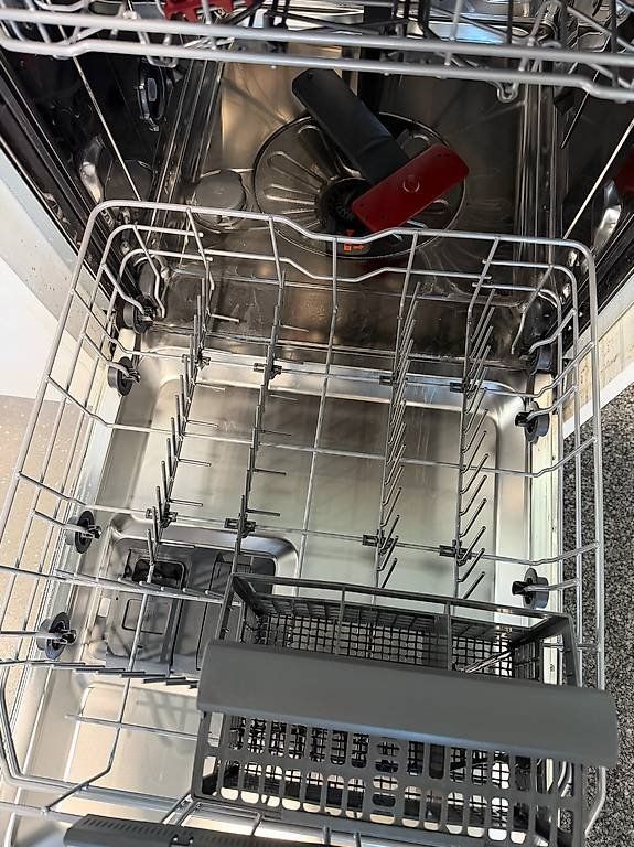 Electrolux Lavastoviglie: Geschirrspüler Electrolux – Usato da Baar venduto da lir_lq6p 2