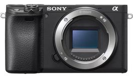 Sony A6700 / 16–55 mm Kit