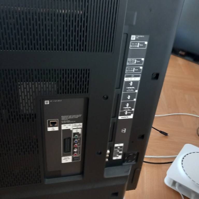 Televisori: Télévision Sony 120 cm – Usato da Lausanne venduto da mth01 4
