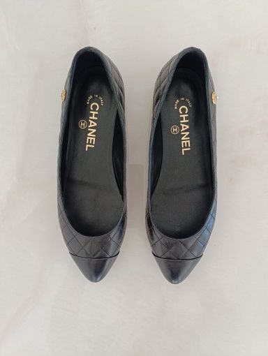 Chanel Damenschuhe: Chanel Ballerinas Schwarz, Gr. 37.5 – Gebraucht aus Hergiswil NW von pol_9dl8 2