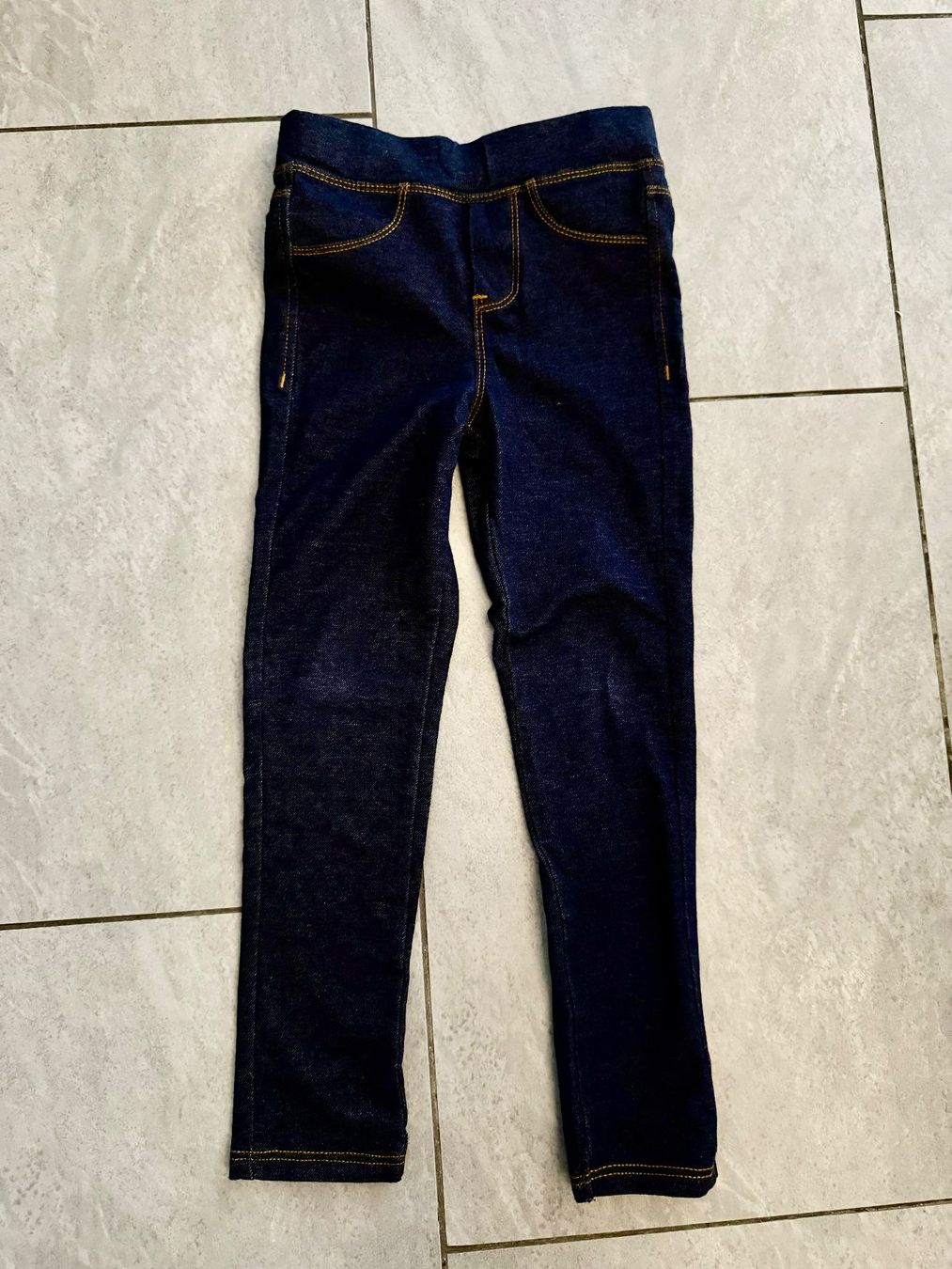 Okaidi Pantaloni: Jeggings - Grösse 110 - Okaidi – Usato da Bülach venduto da Loredana13