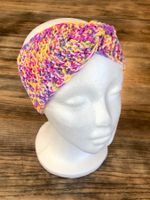 NEU Handgestricktes Stirnband mit Twist vorne