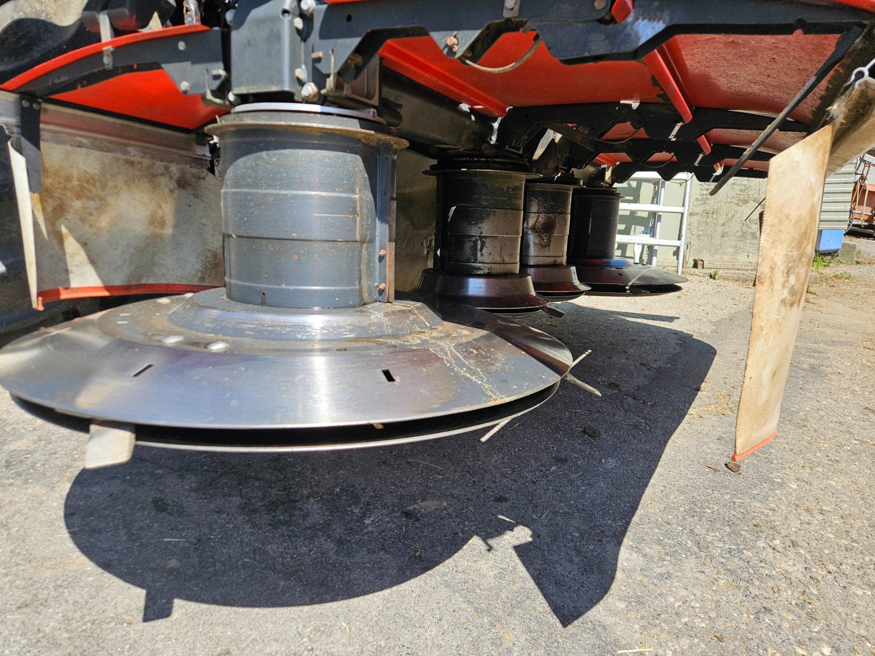 Alle Maschinen: Mähwerk Kuhn – Gebraucht aus bowil von Numabo 6