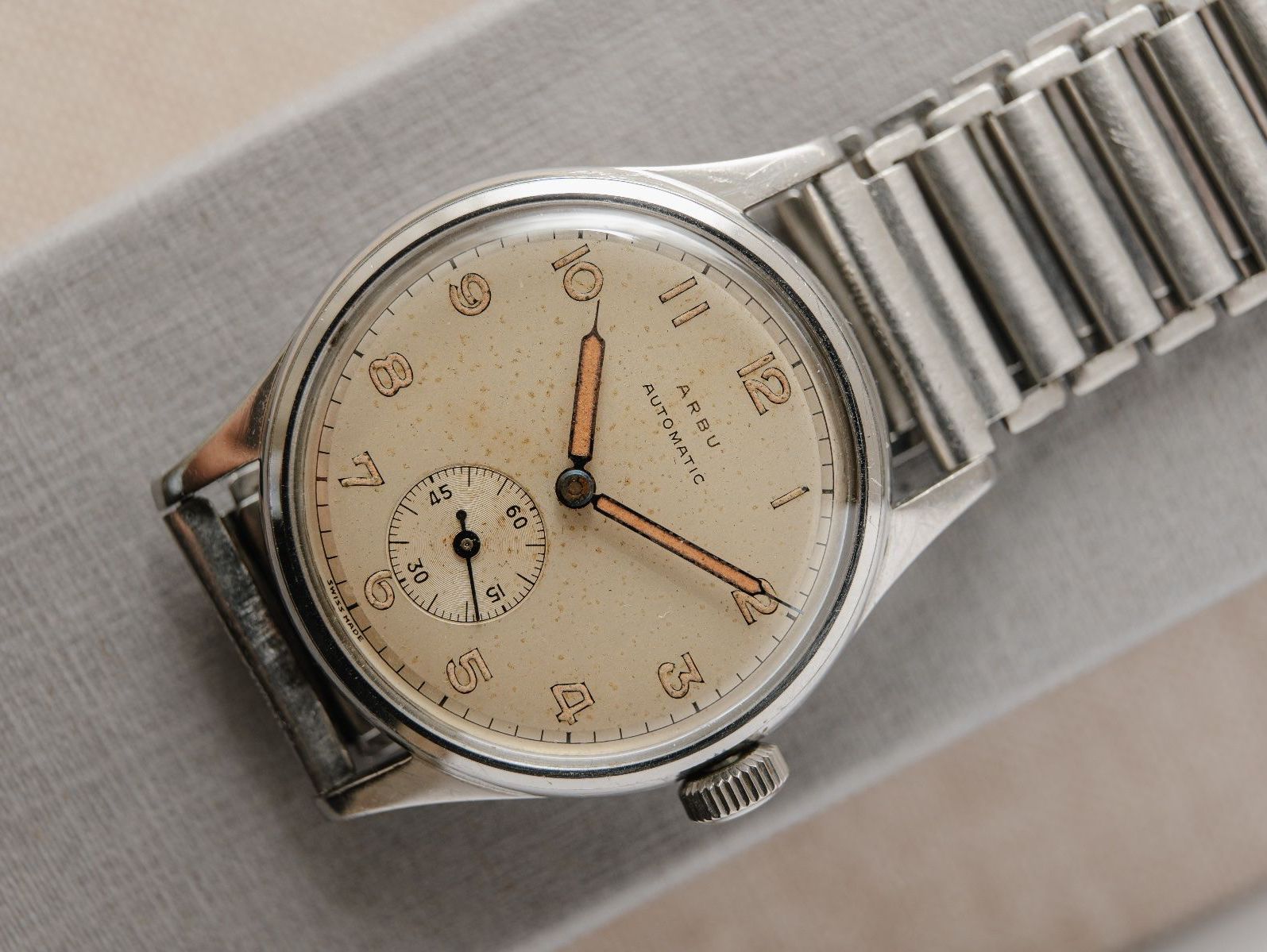 Orologi: Arbu Field Watch Bumper Automatic Radium Dial 34mm 1950s – Usato da Vevey venduto da Vintage_Analog_Goods 1
