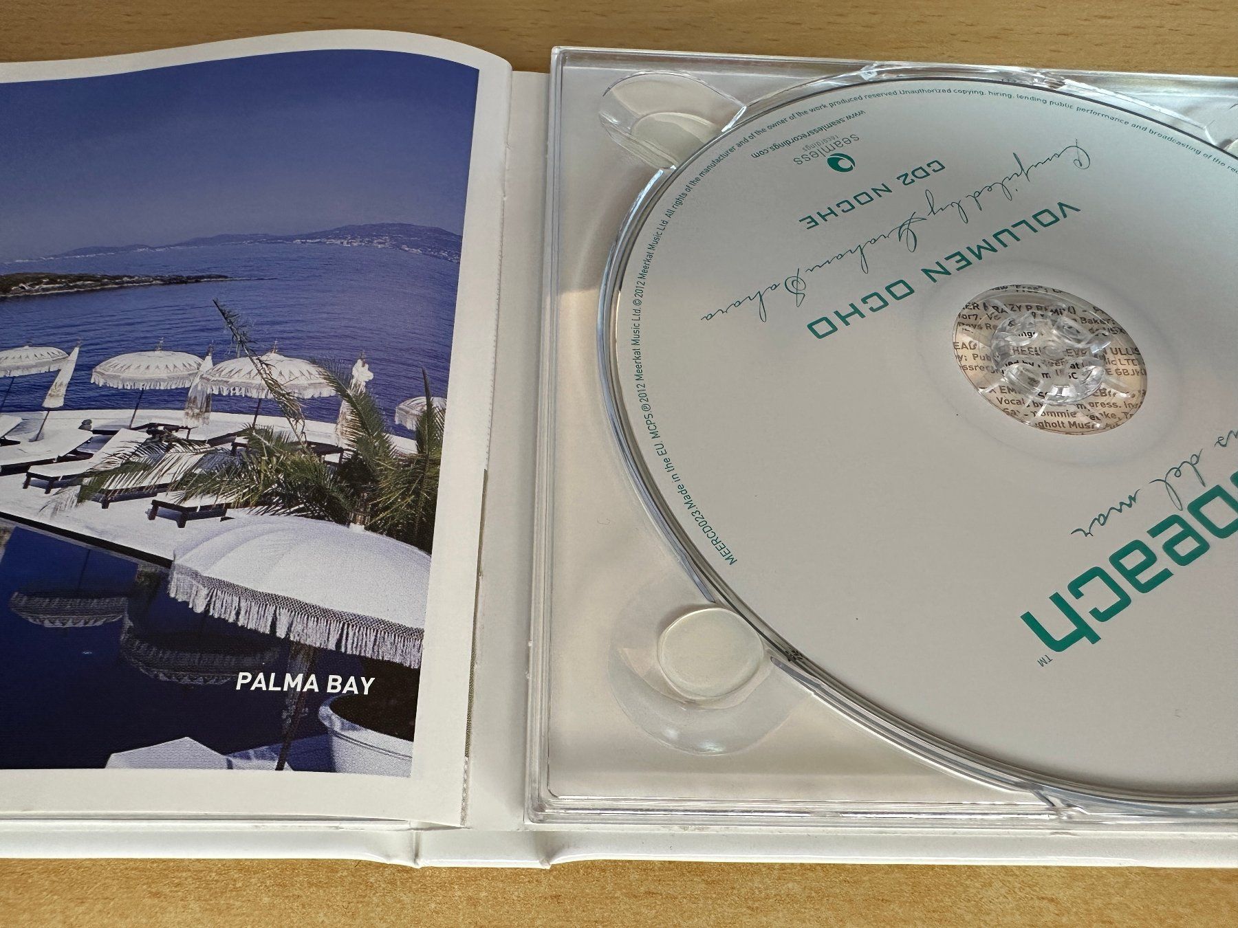 CD: VARIOUS - Purobeach Volumen Ocho - 2 CD – Usato da Rikon im Tösstal venduto da Alpenmutz 2