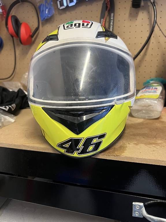 Caschi & visiere: Casque AGV Valentino Rossi  46 – Usato da Riddes venduto da Luisv 2