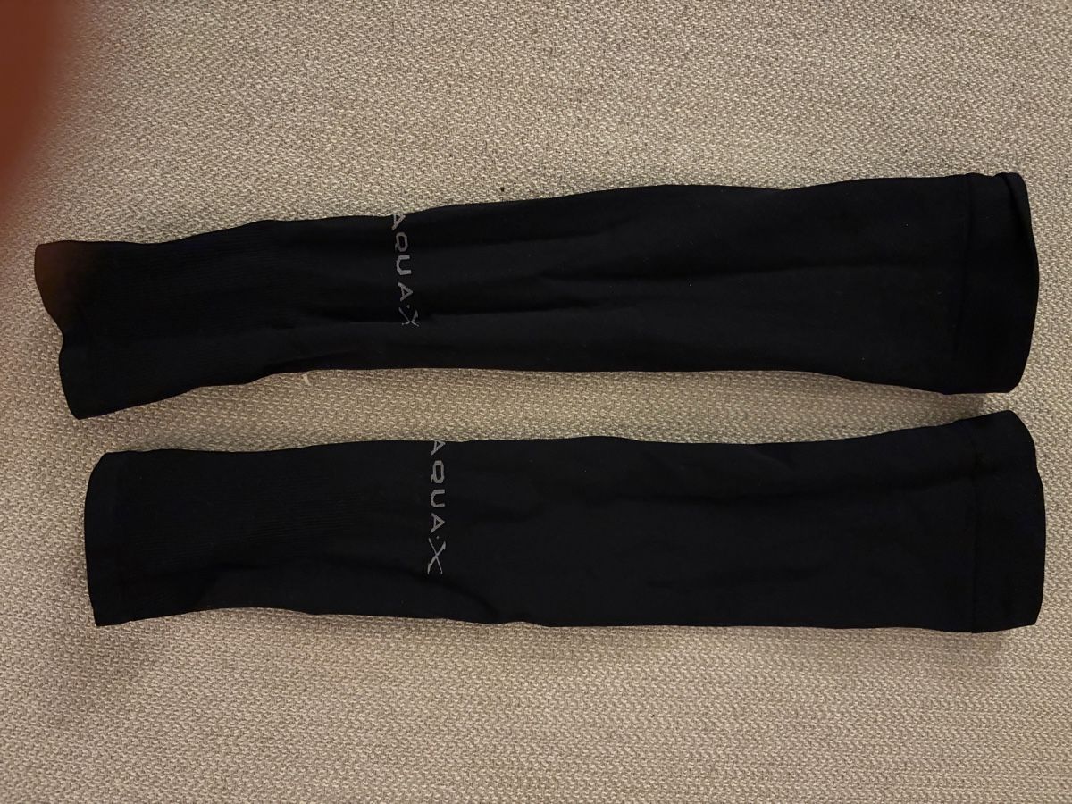 Autres vêtements & accessoires: Armstulpen Aqua X  – Neuf (Voir description) à Zürich par von_sj9s 1