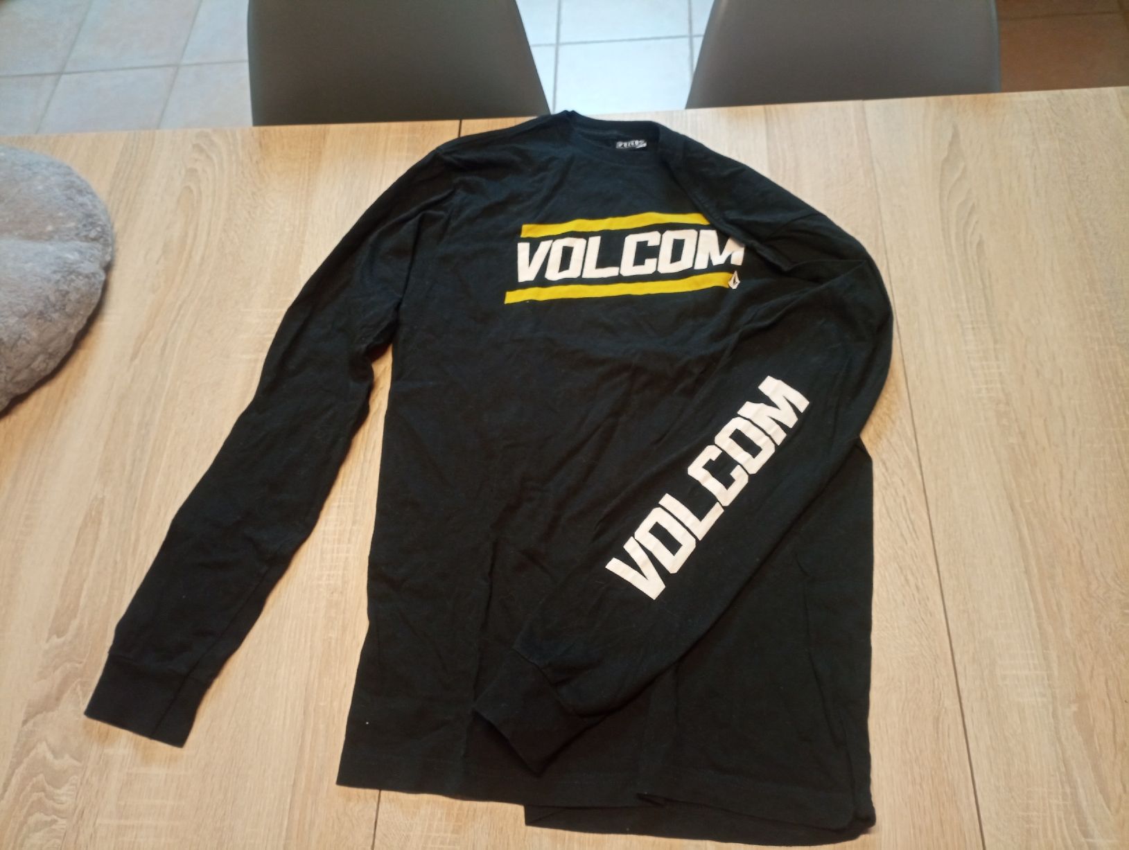 Maglioni & Felpe: Pull Volcom taille M – Nuovo (secondo la descrizione) da Vullierens venduto da Saway 1