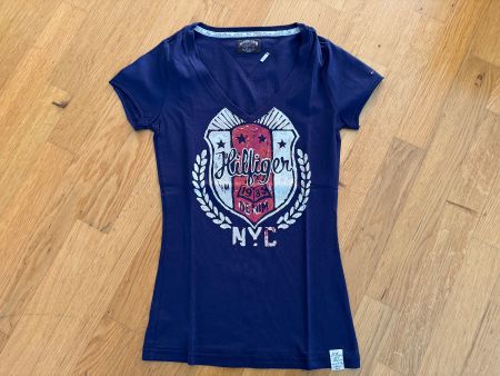 Neuwertiges T-Shirt der Marke Thommy Hilfiger grösse S