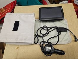 Navigatore TomTom con cavo e custodia