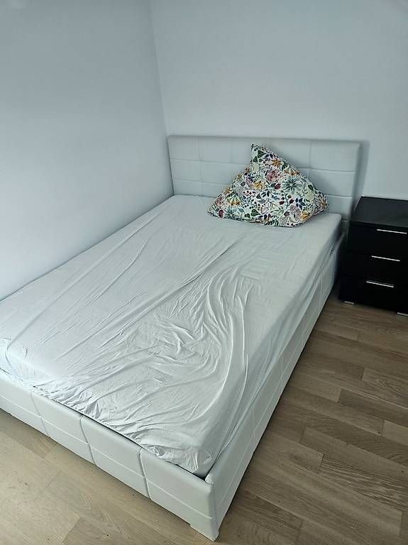 Betten: Klappbett mit Matratze – Gebraucht aus Aarau von PanicInTheKernel