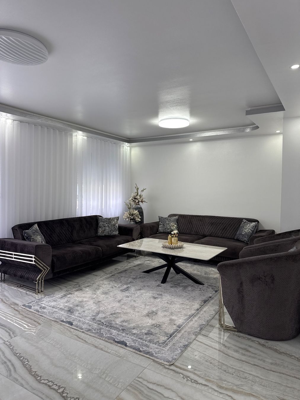 Sofas: Sofa Luxe SUPER PRIX – Neuf avec emballage d'origine à Orpund par dizi.98 7