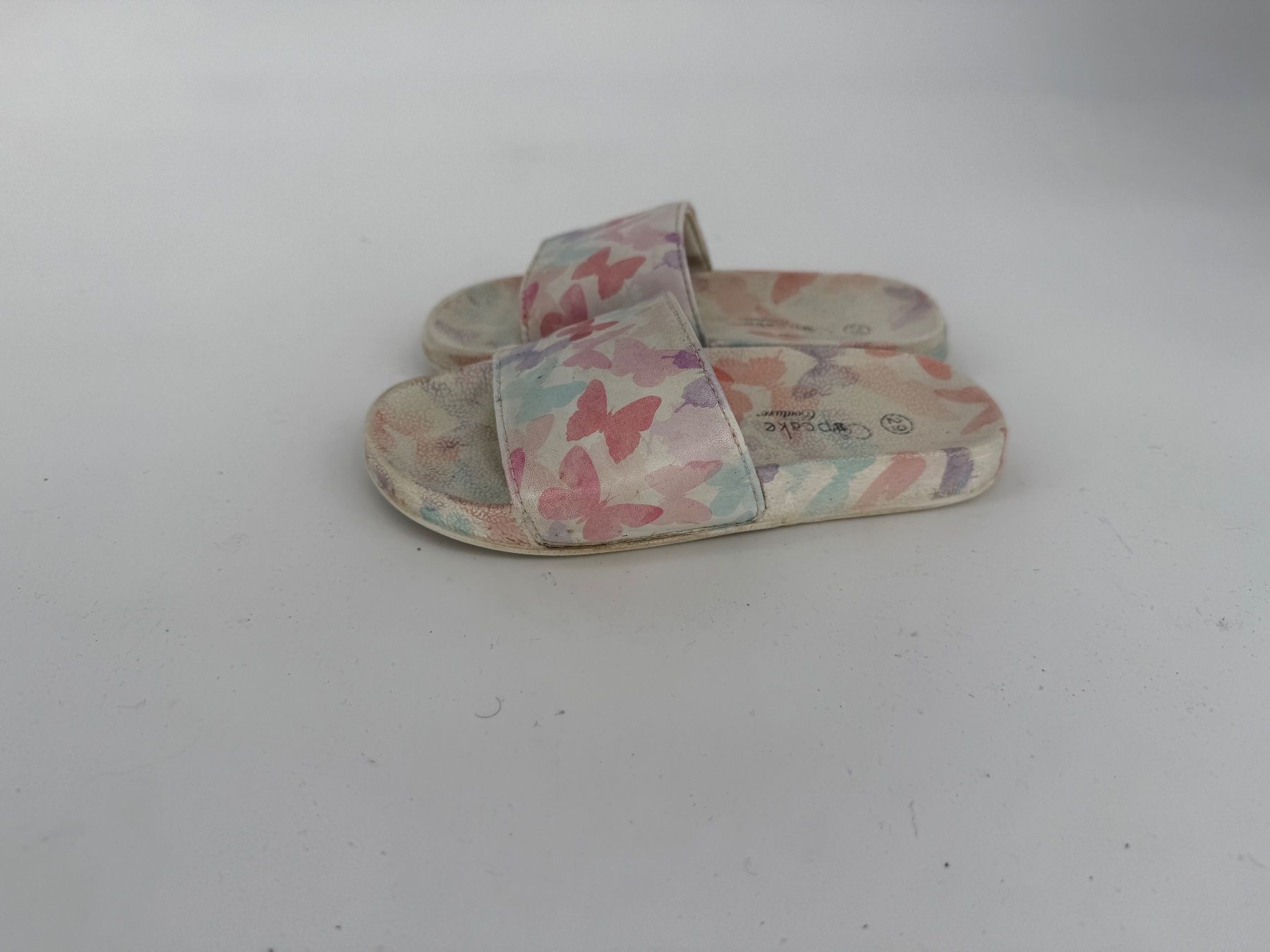 Scarpe per ragazze: Mädchen Badeschuhe/Sandalen Gr. 29 – Usato da Auenstein venduto da moin.