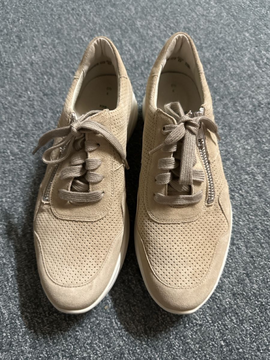 Chaussures femmes: Solidus Halbschuhe Gr 39.5 – Neuf avec emballage d'origine à Baltschieder par YmroBe