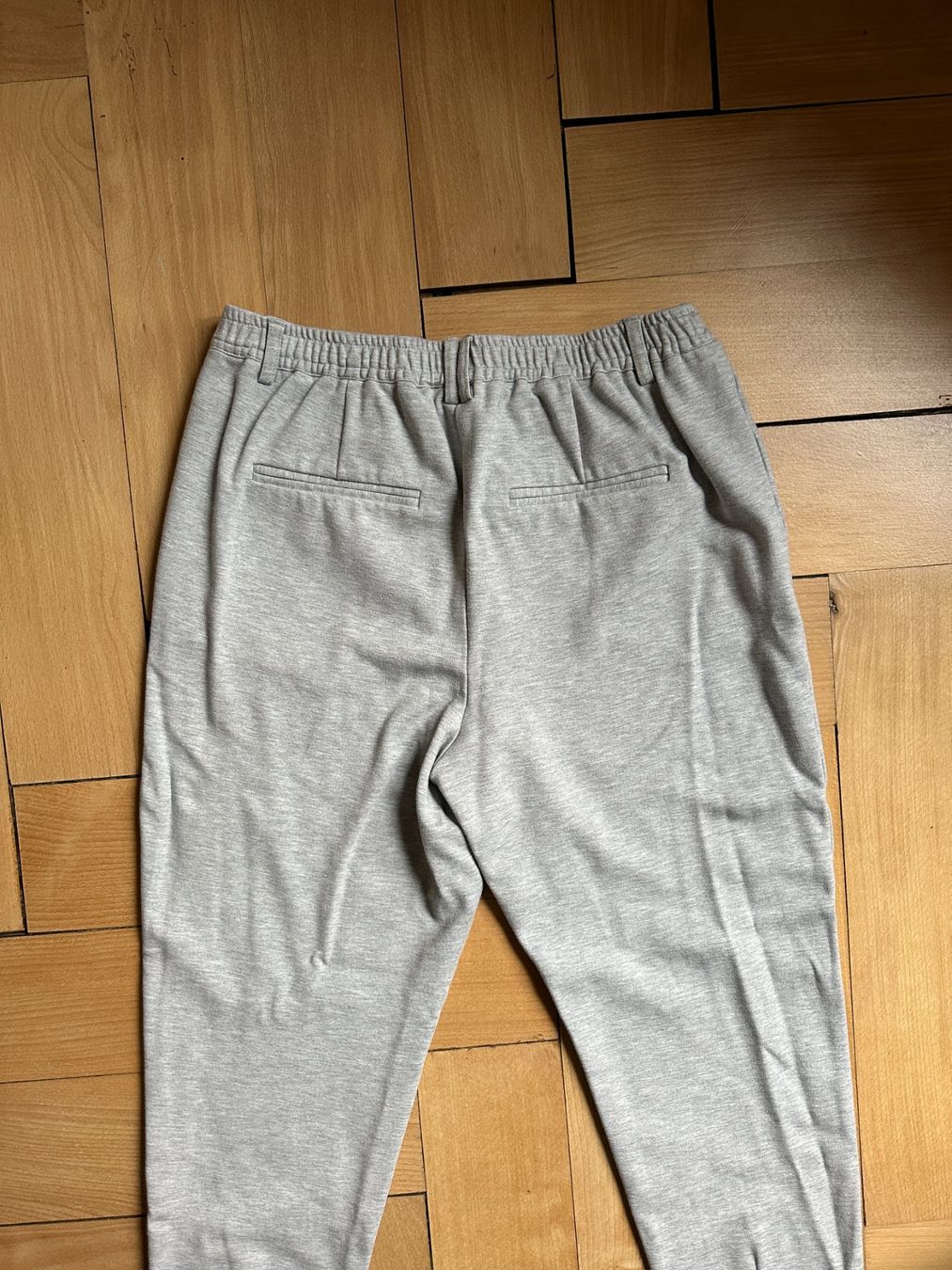 Only Pantalons: ONLY - Jersey Hose hellgrau M – D'occasion à Zürich par Diazaio 2